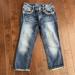 NWOT Miss Me Capri Jeans